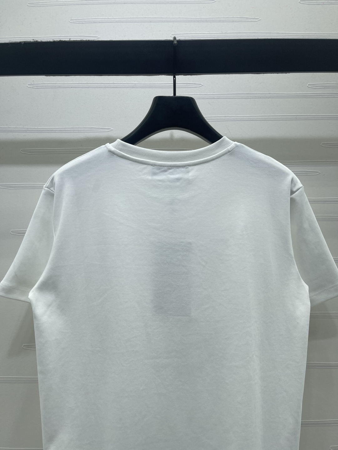 Women's short sleeves